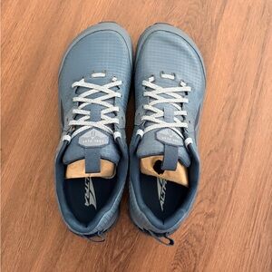 Altra Lone Peak 6 Size 11 New in Box